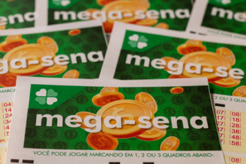 Mega-Sena acumula e prêmio principal vai para R$ 40 milhões