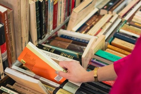 MEC disponibiliza aplicativo gratuito com oito mil livros