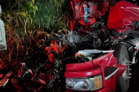 Caminhoneiro morre em acidente um mês após matar família em engavetamento em Itajaí