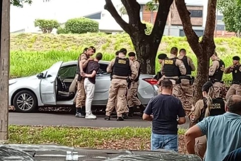 Médico é preso após atirar em paciente e roubar carro durante fuga em Umuarama