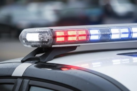 Mãe é presa em Chapecó após sair de casa, deixar filho de 4 anos sozinho e voltar bêbada